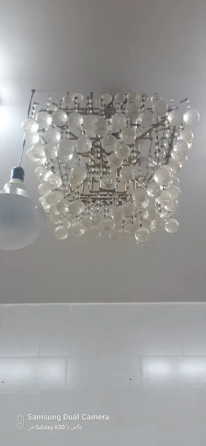 یک عدد لوستر|لوستر و چراغ آویز|خمینی‌شهر, |دیوار