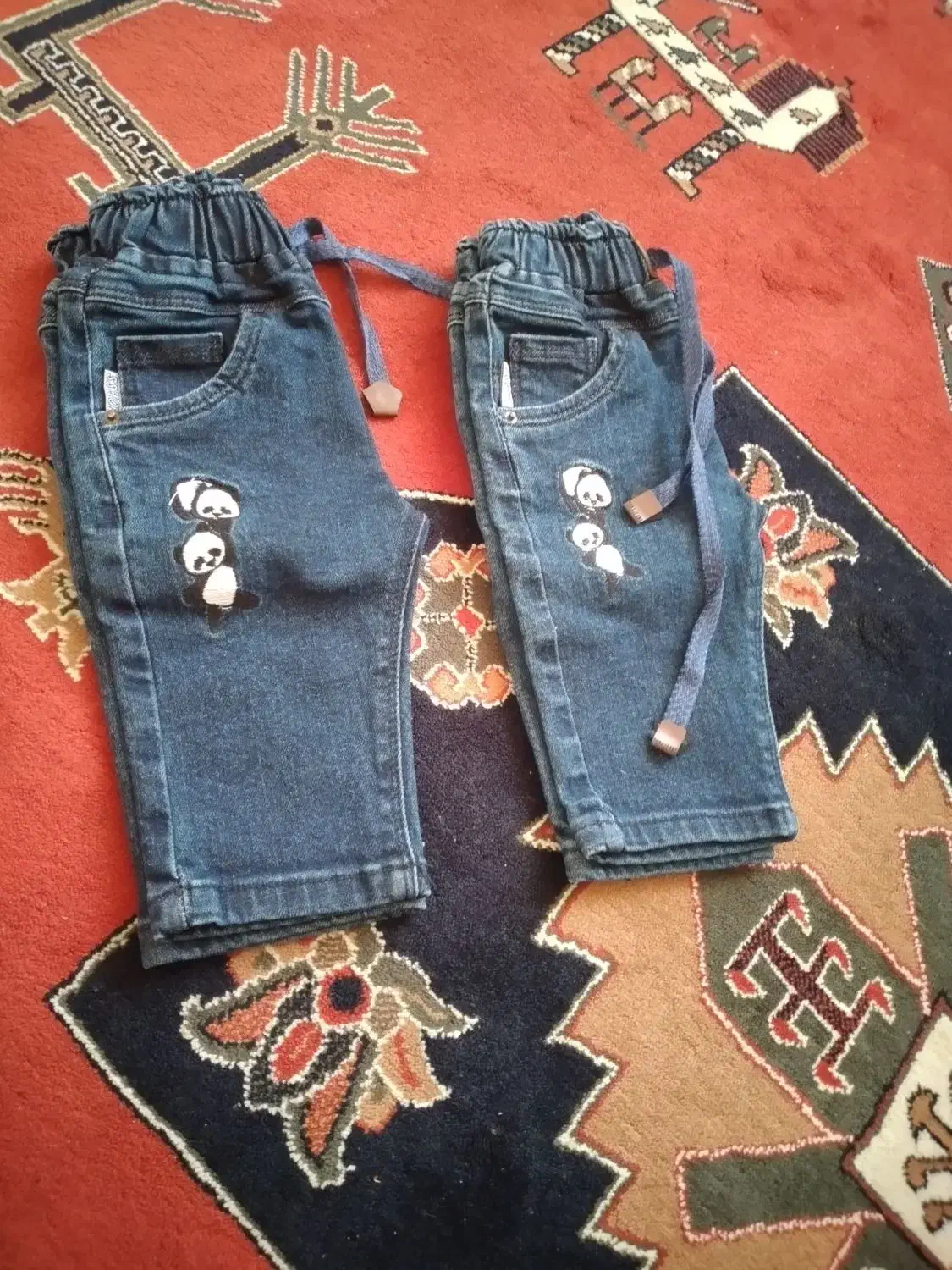 توالت فرنگی بچه و شلوار لی و کلاه|لباس|هشتگرد, شهرک گلها|دیوار