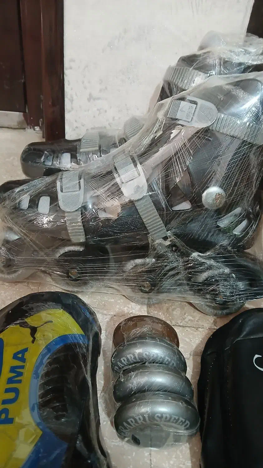 اسکیت حرفه ای در حد نو|دوچرخه، اسکیت، اسکوتر|شاهینشهر, عطار|دیوار