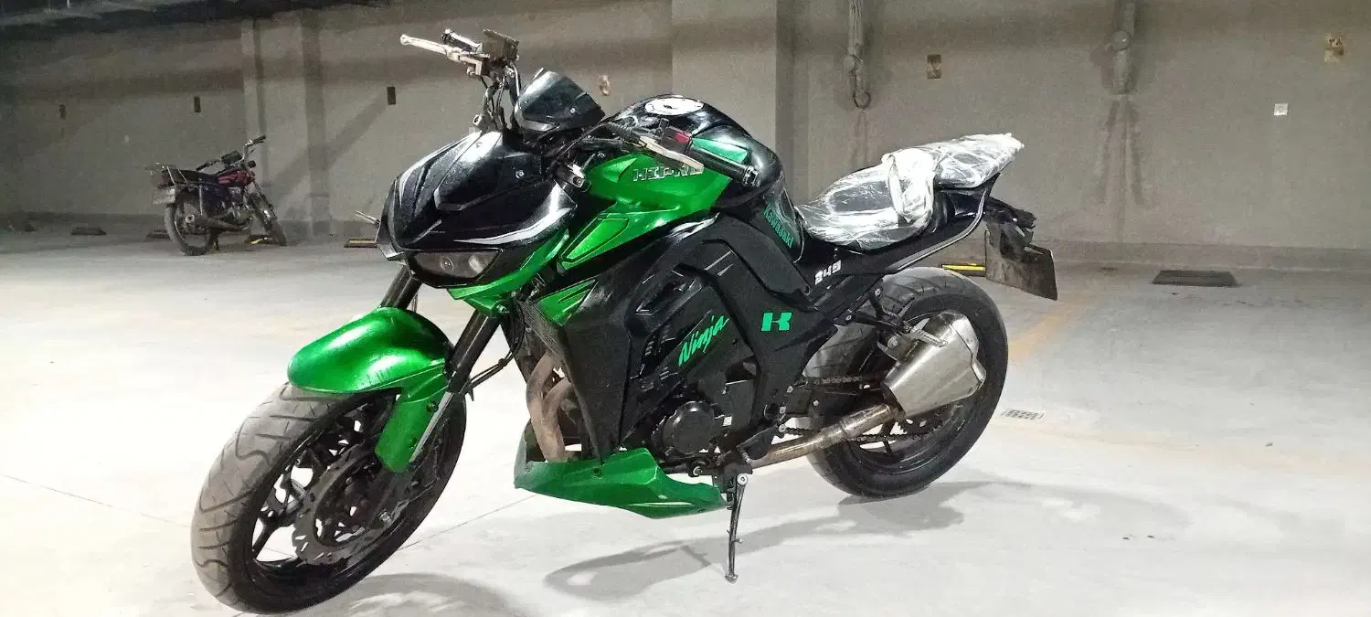 هاپیرو Z1000|موتورسیکلت|قم, زنبیل آباد|دیوار