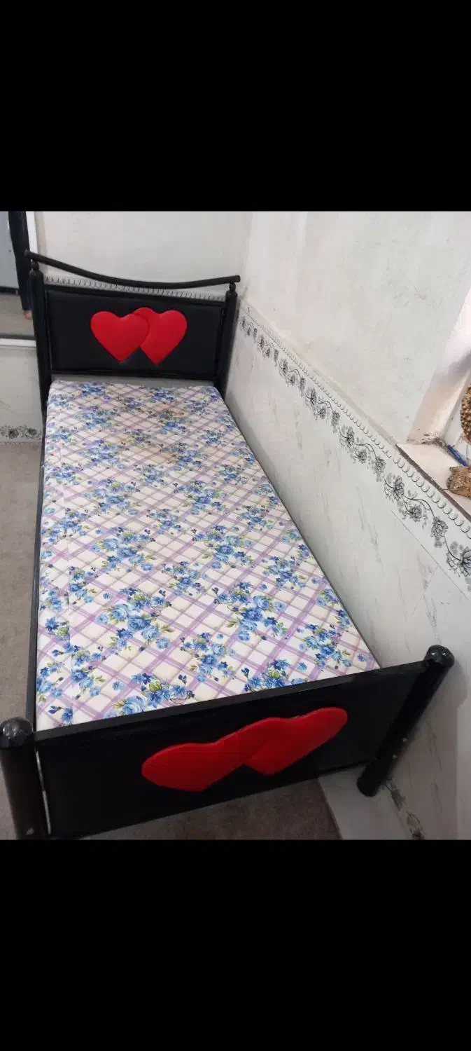 تخت همراه تشک|تخت و سرویس خواب|دهدشت, |دیوار