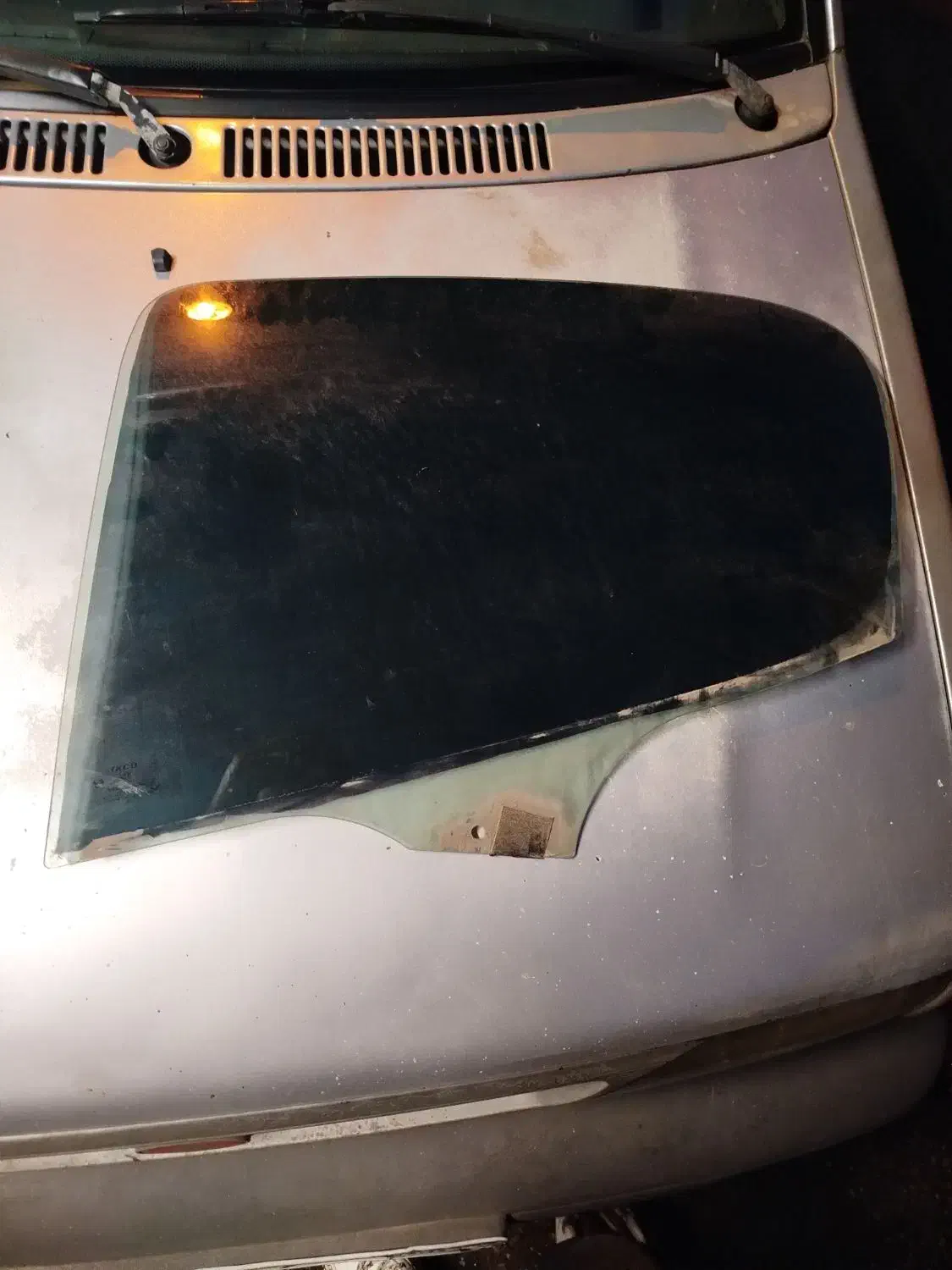 شیشه درب عقب چپ206|قطعات یدکی و لوازم جانبی|قائمشهر, |دیوار