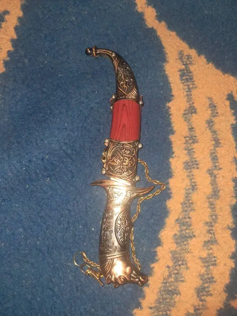 چاقو|کلکسیون اشیاء عتیقه|کرج, حسین‌آباد|دیوار