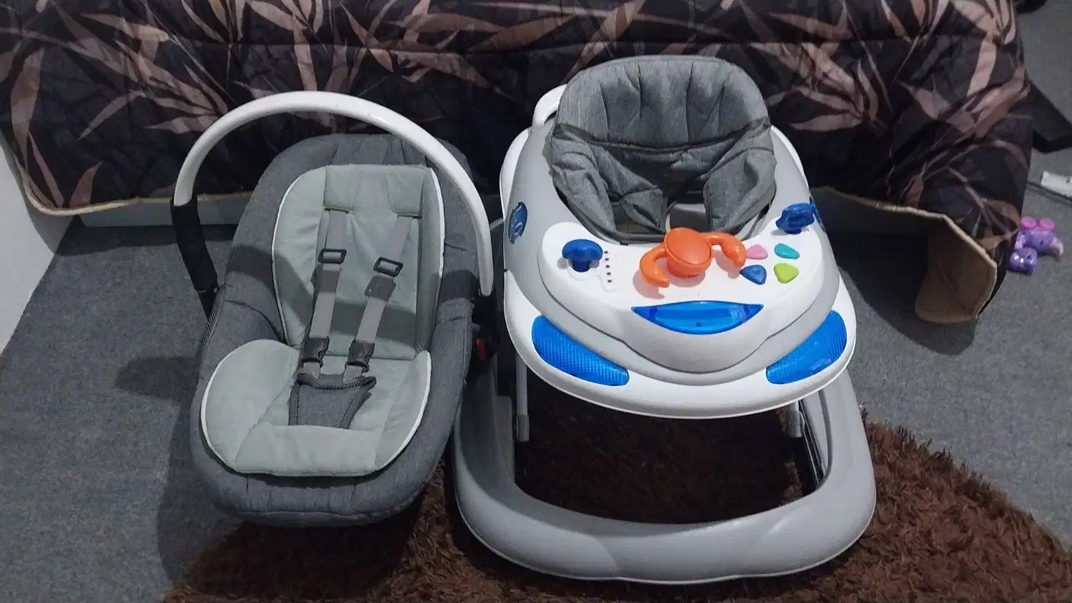 لوازم کودک|کالسکه و لوازم جانبی|کرمانشاه, |دیوار