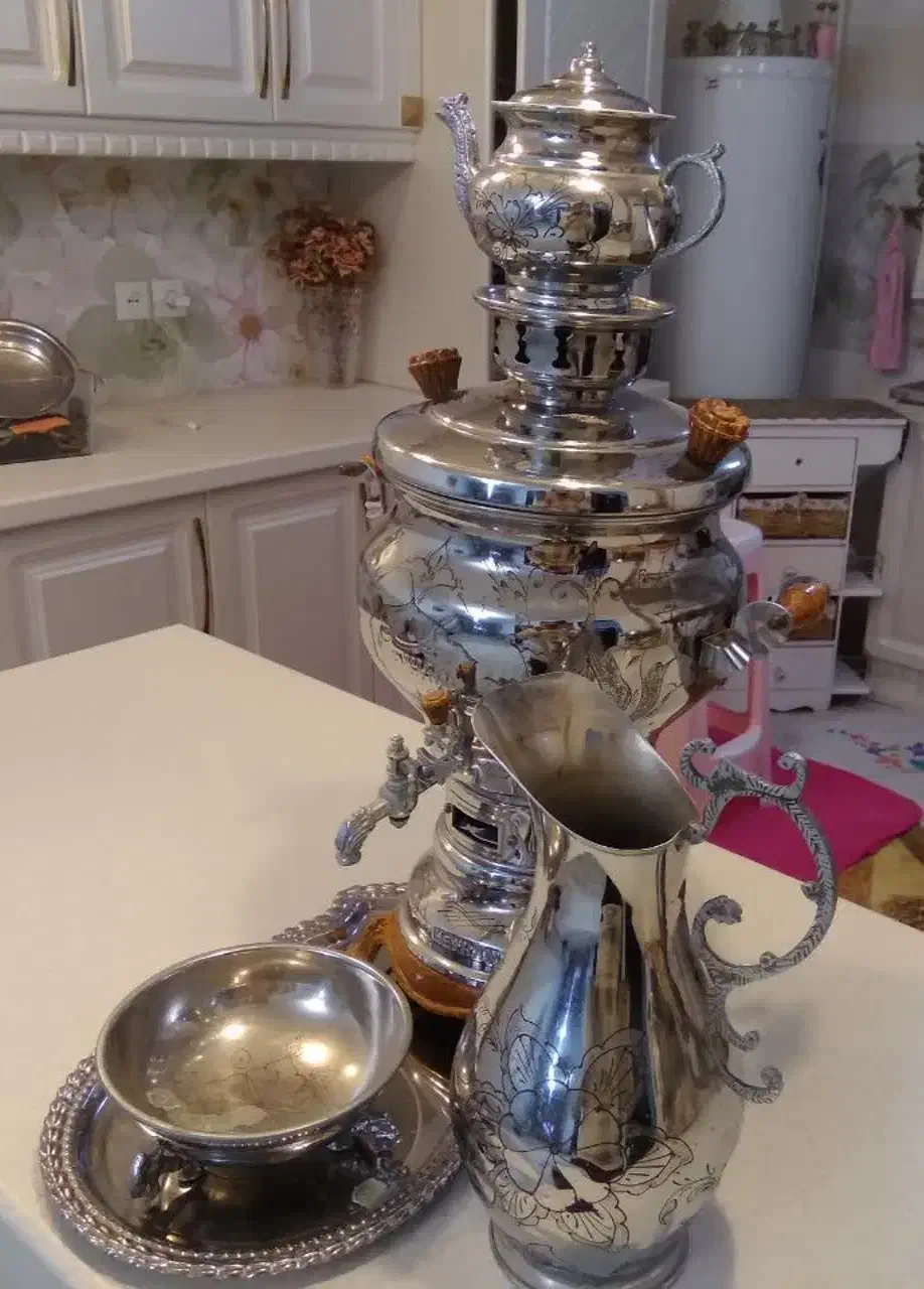 سماور گازی مارک کیهان ۶لیتری|سماور، چایساز، قهوهساز|قم, شهرک فاطمیه|دیوار