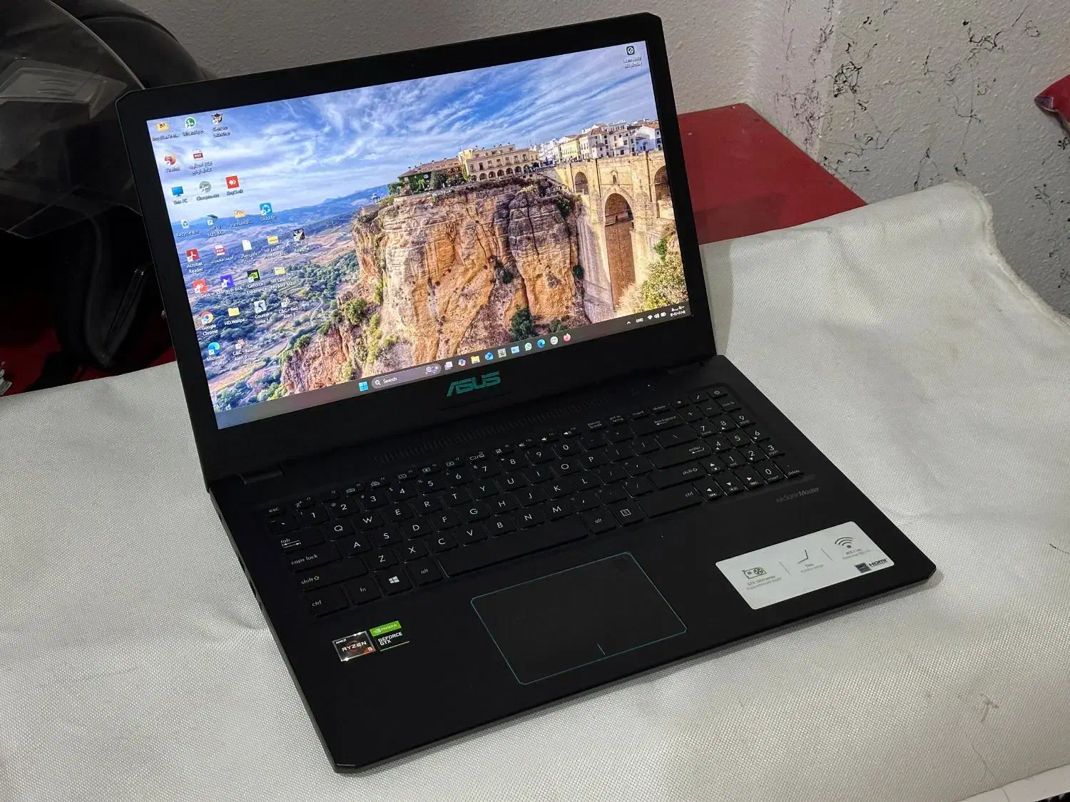 لپ تاپ vivobook با Ryzen 5 3500u و GTX1050TI 4Gb|رایانه همراه|شیراز, دانشگاه شیراز|دیوار
