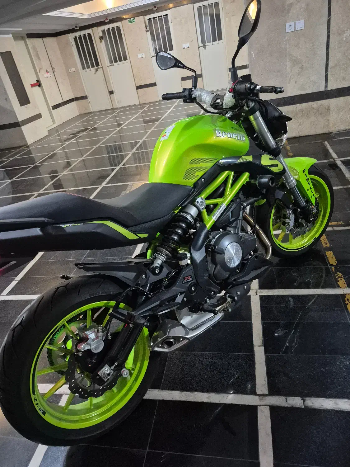 موتور بنلی ۳۰۰ دو سیلندر|موتورسیکلت|تهران, پرستار|دیوار