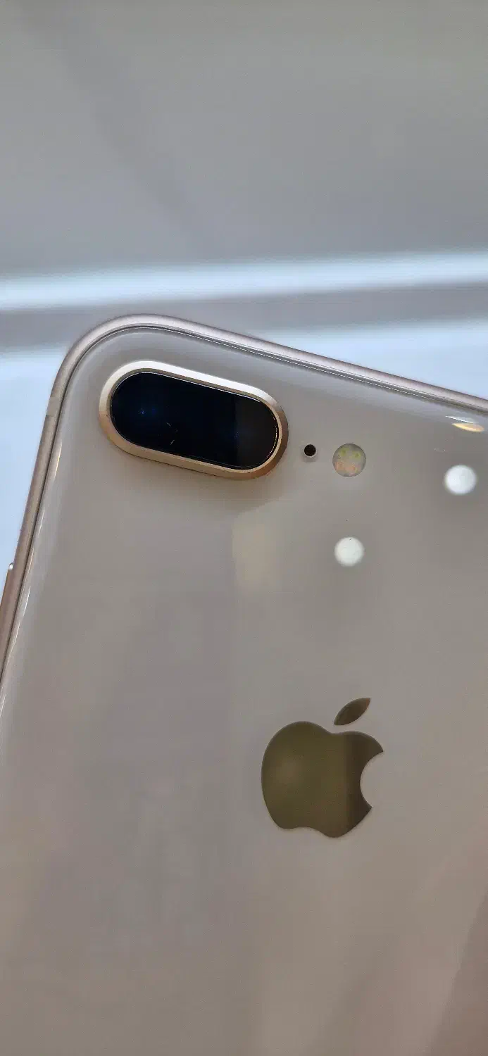 Iphone 8 plus|موبایل|اصفهان, سنبلستان|دیوار