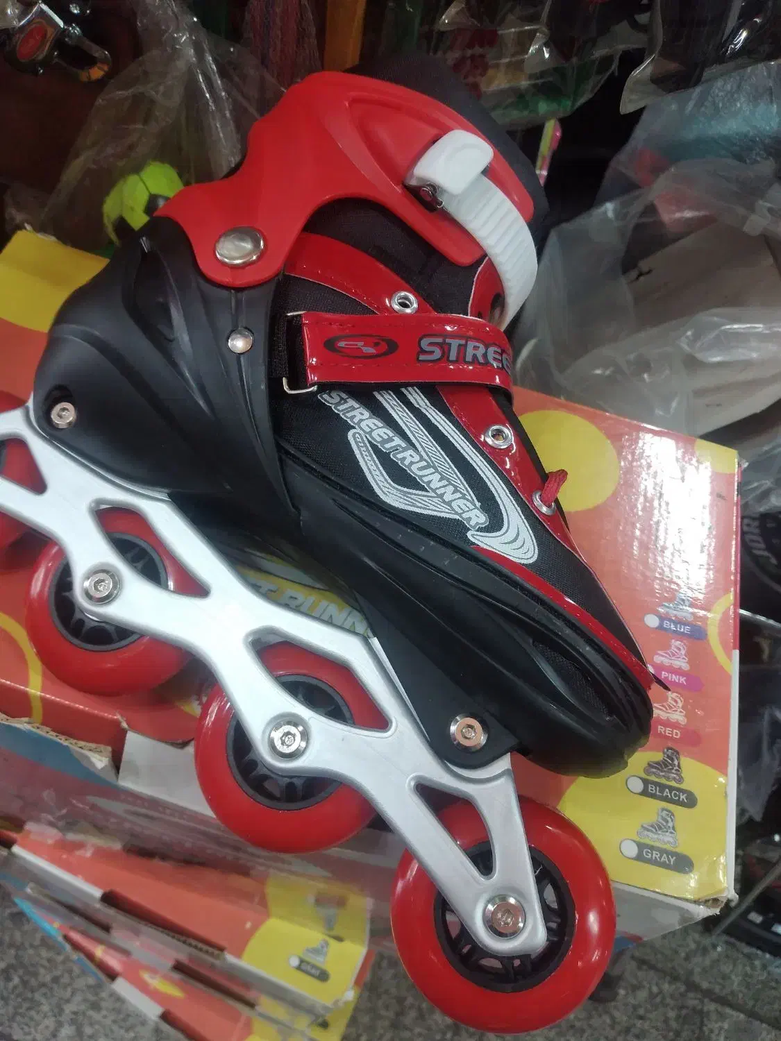 کفش اسکیت آکبند همراه کلاه و زانوبند آرنج بند|دوچرخه، اسکیت، اسکوتر|دورود, |دیوار