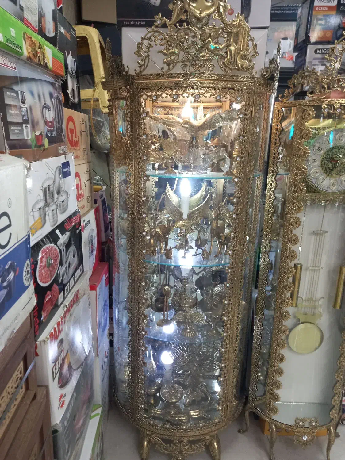 ویترین برنز درجه یک ۴طبقه نو|بوفه، ویترین، کنسول|تهران, شیوا|دیوار