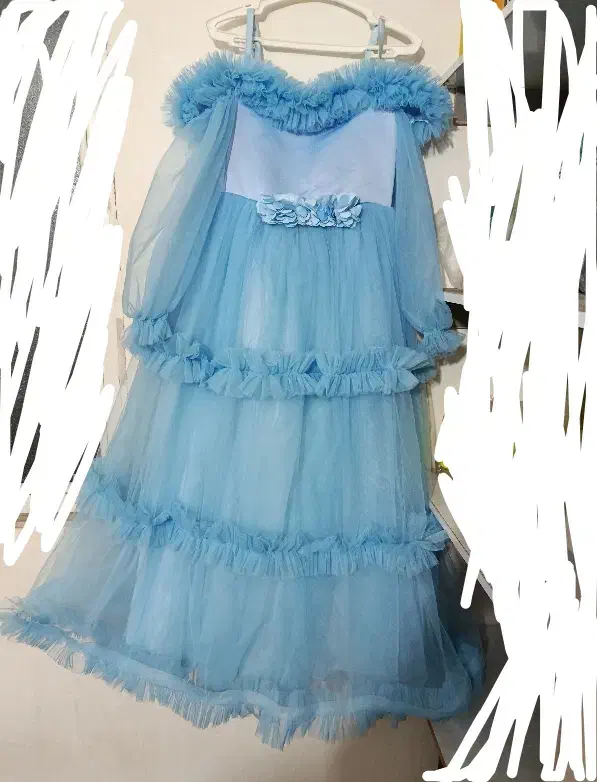 لباس مجلسی|لباس|گلستان (تهران), |دیوار