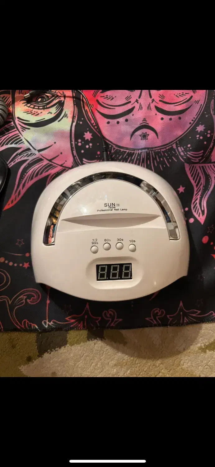 دستگاه یو وی خشک کن لاک|آرایشی، بهداشتی، درمانی|سقز, |دیوار