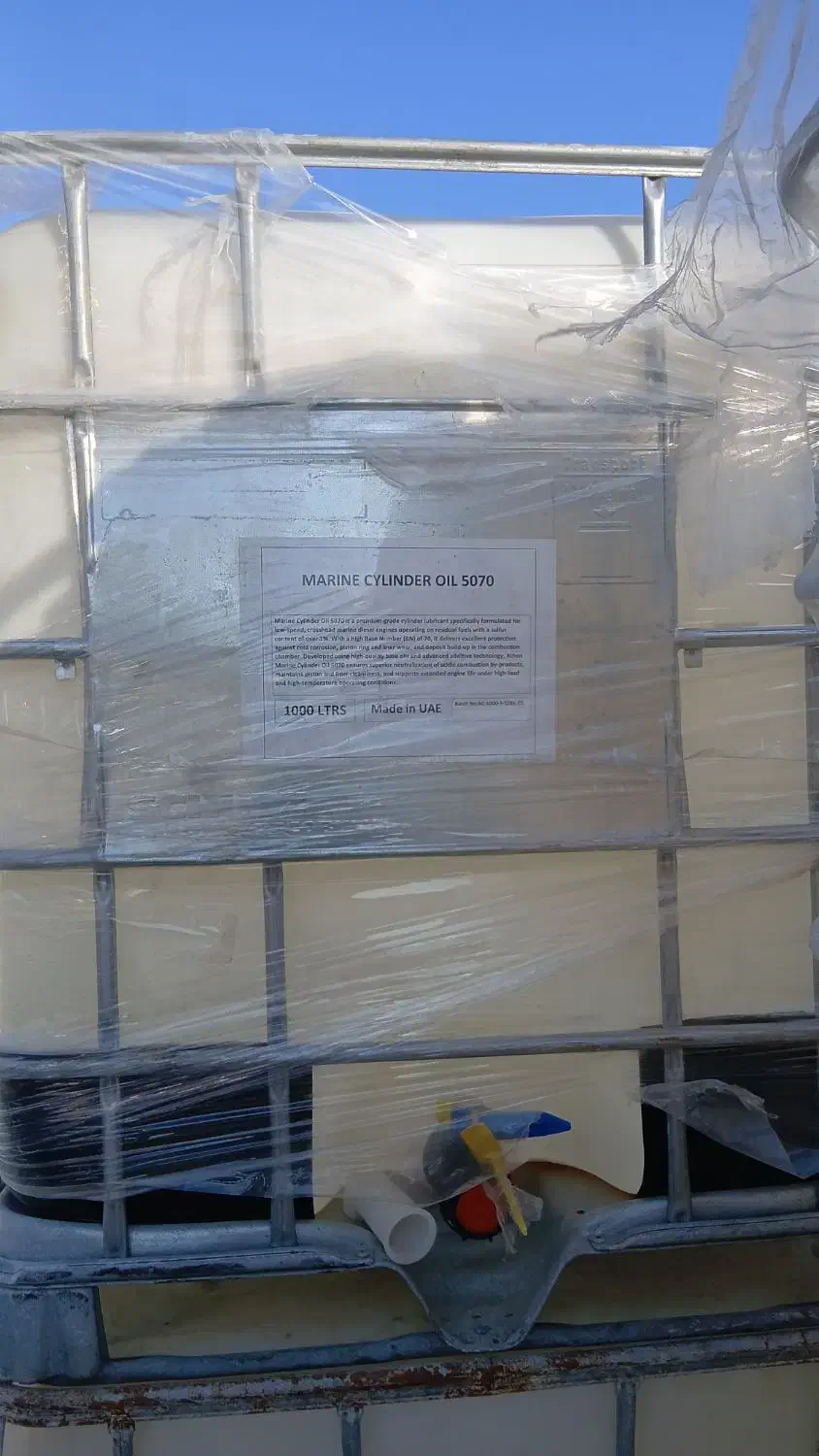 گالن ۷۰ لیتری سفید و آبی|ظروف نگهدارنده، پلاستیکی، یکبارمصرف|میناب, |دیوار