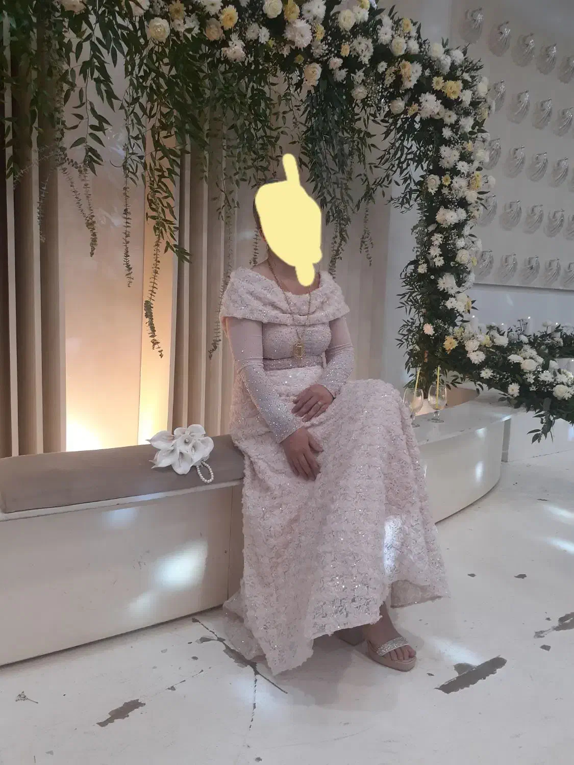 لباس مجلسی|لباس|مشهد, دانشجو|دیوار