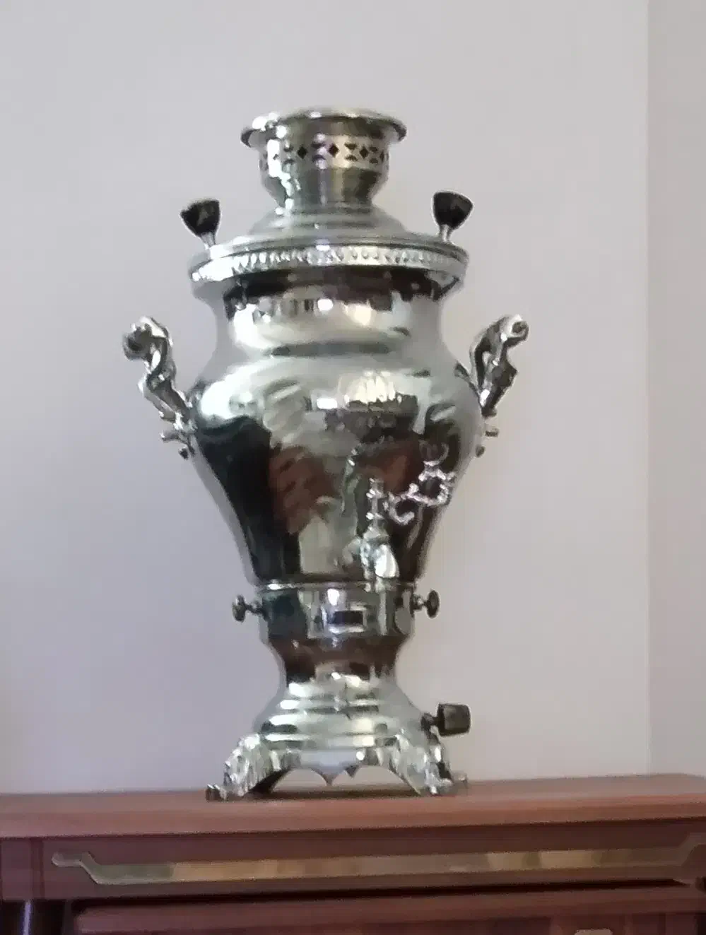 کتونی و سماور|سماور، چای‌ساز، قهوه‌ساز|اشتهارد, |دیوار