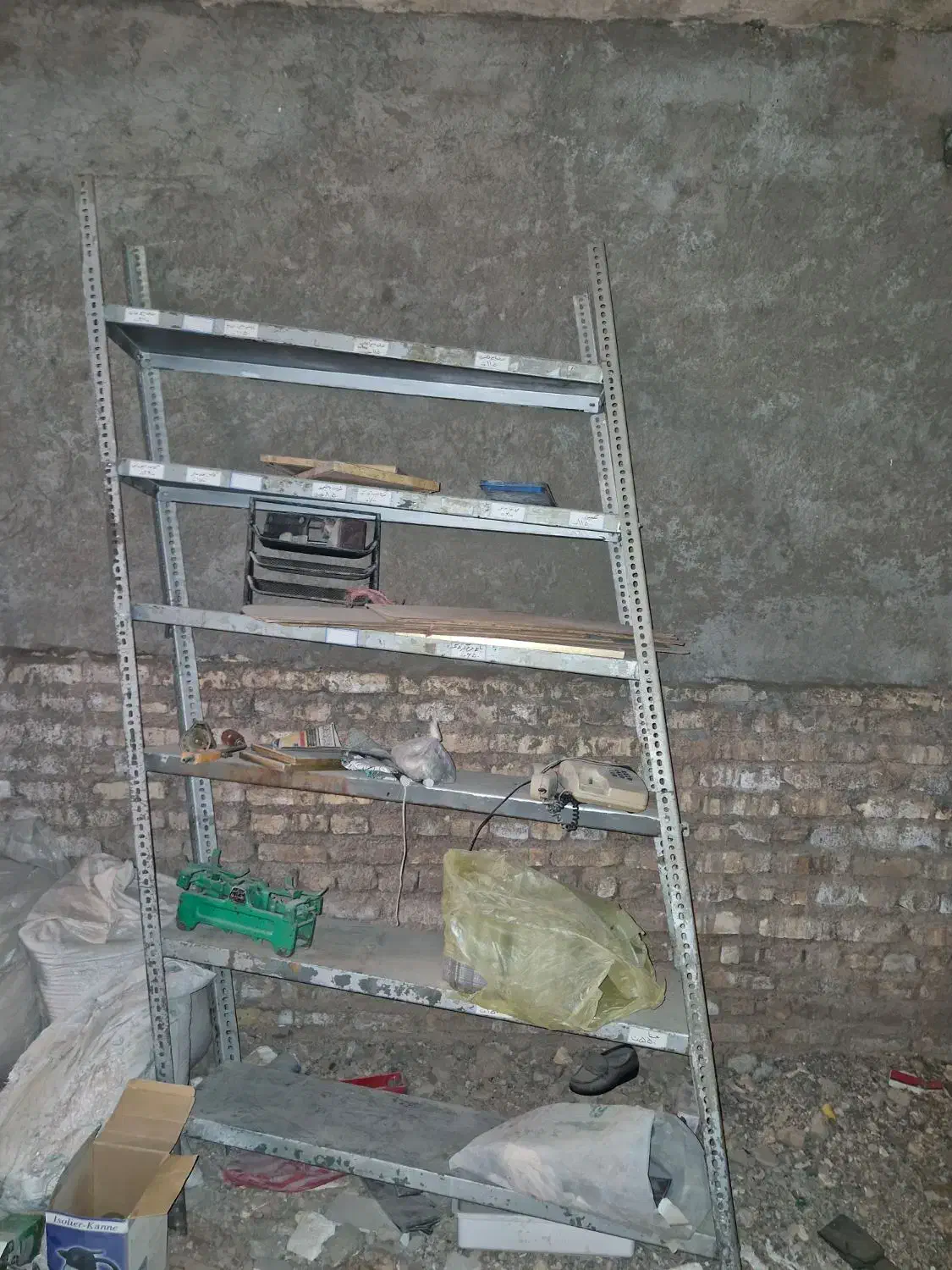 فروش فوری قفسه فلزی فروشگاهی کارکرده (ابعاد متنوع)|فروشگاه و مغازه|یزد, |دیوار