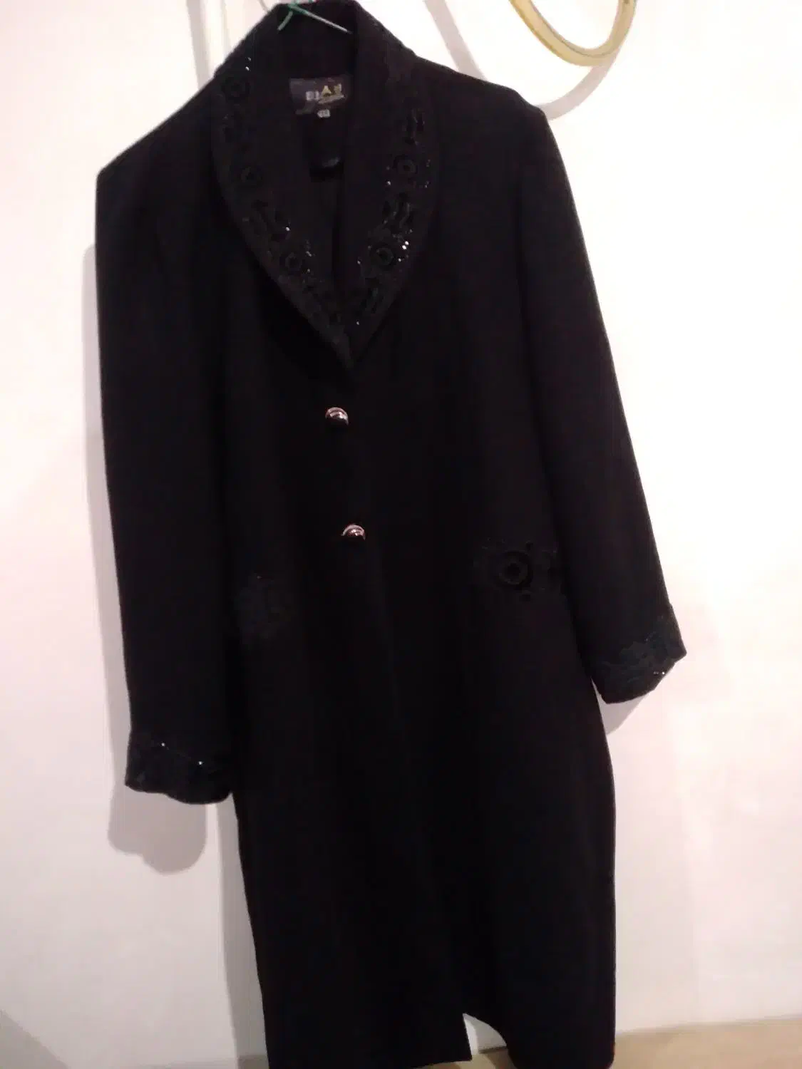 لباس نو|لباس|نورآباد, |دیوار