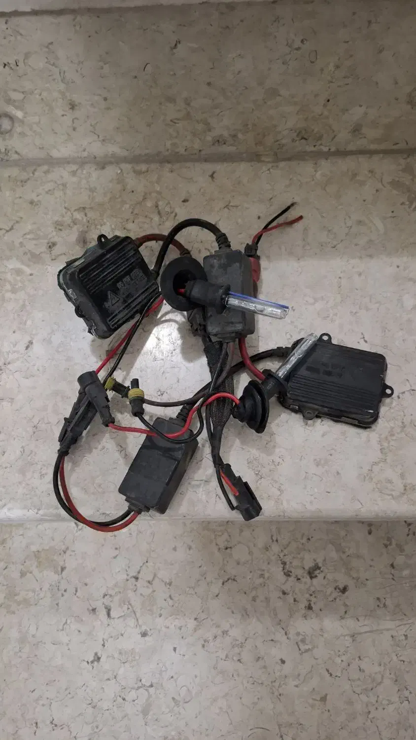 لامپ زنون به همراه ترانس H1|قطعات یدکی و لوازم جانبی|ورامین, ورامین|دیوار