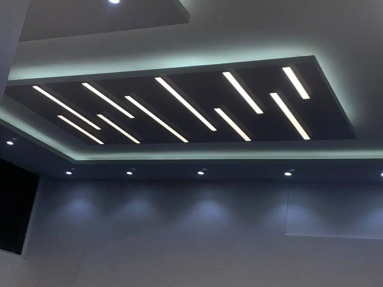 برق کاری|خدمات پیشه و مهارت|ارومیه, |دیوار