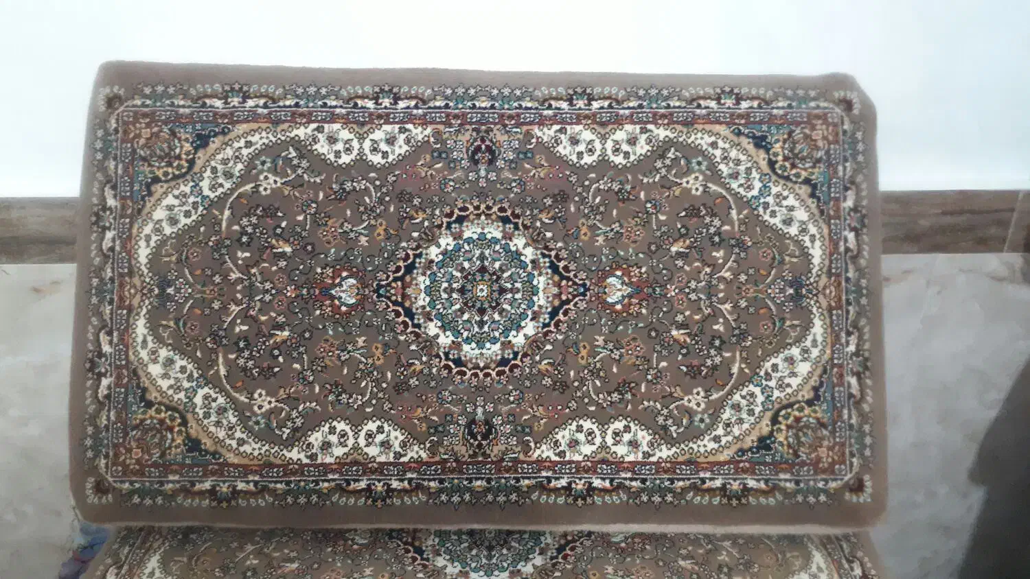 پشتی سالم|پشتی|سنندج, |دیوار