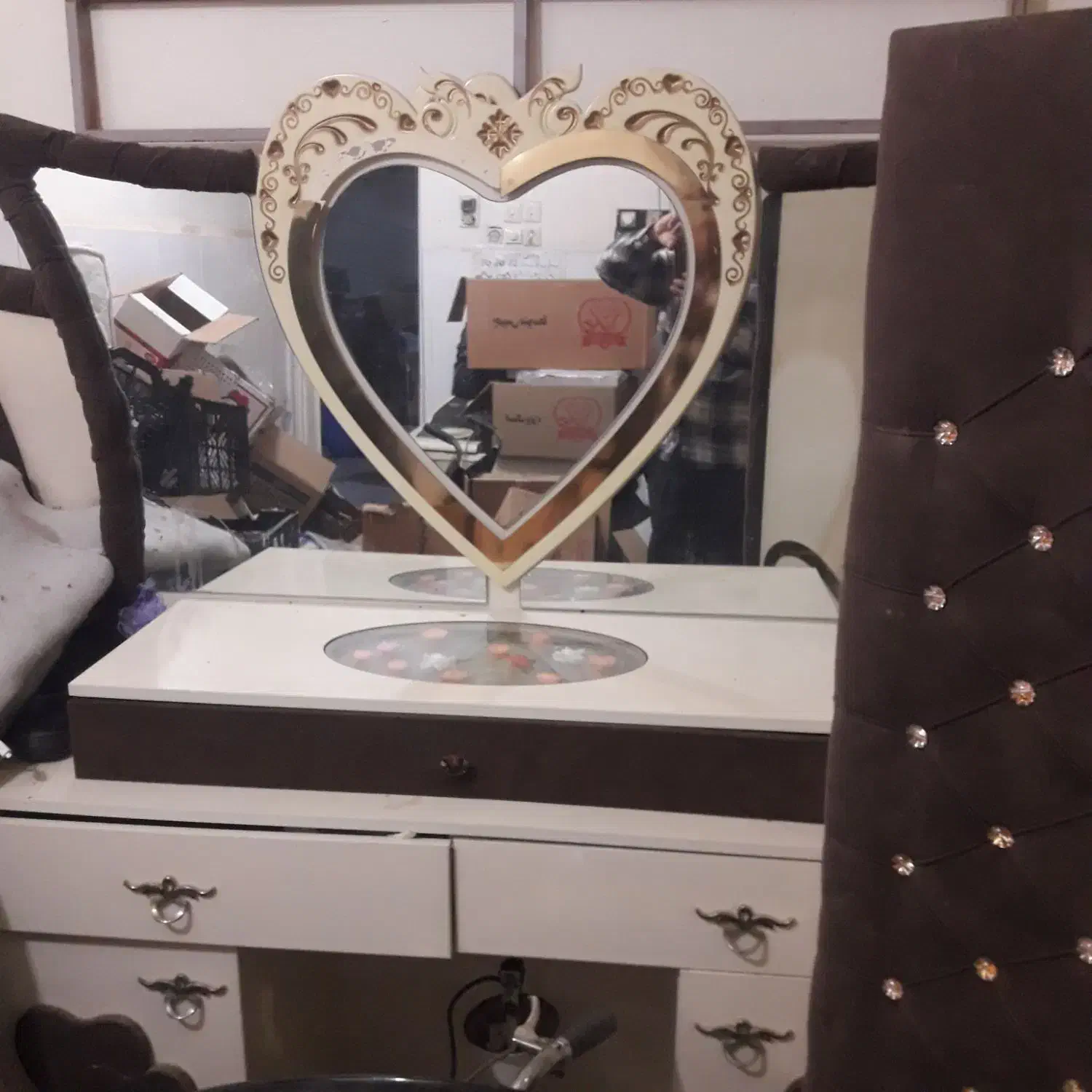 میز آرایش تخت خواب و دوتا پاتختی|تخت و سرویس خواب|هندیجان, |دیوار