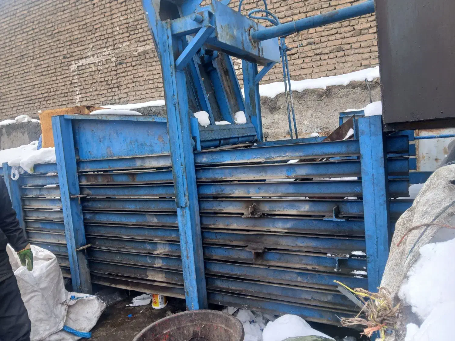 دستگاه پرس|ماشین‌آلات صنعتی|همدان, |دیوار