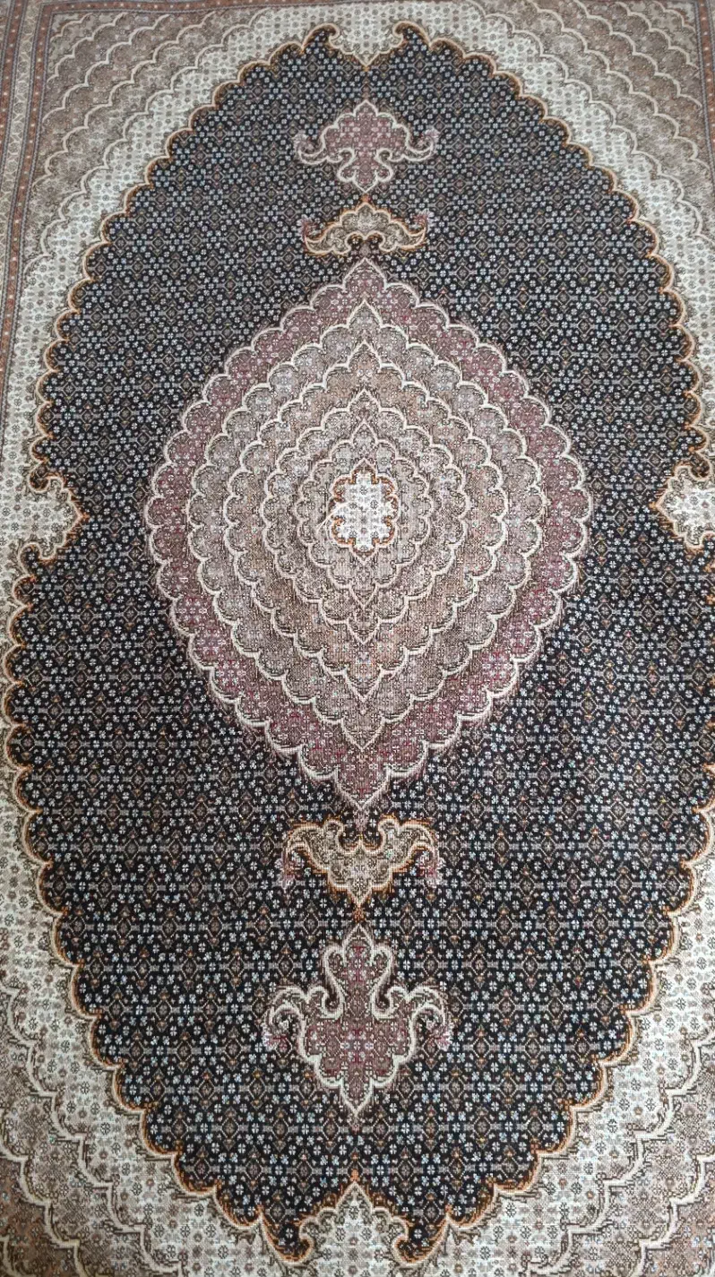 فرش ۶ متری ماهی خوی|فرش|مرند, |دیوار