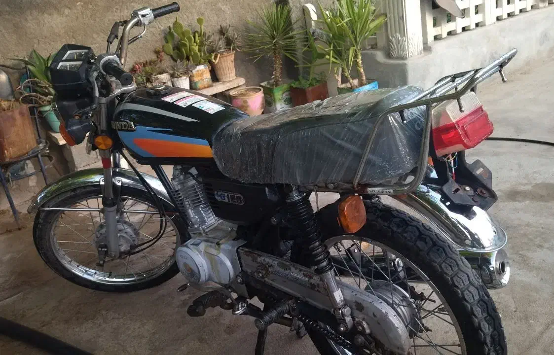 موتور|موتورسیکلت|خفر, |دیوار