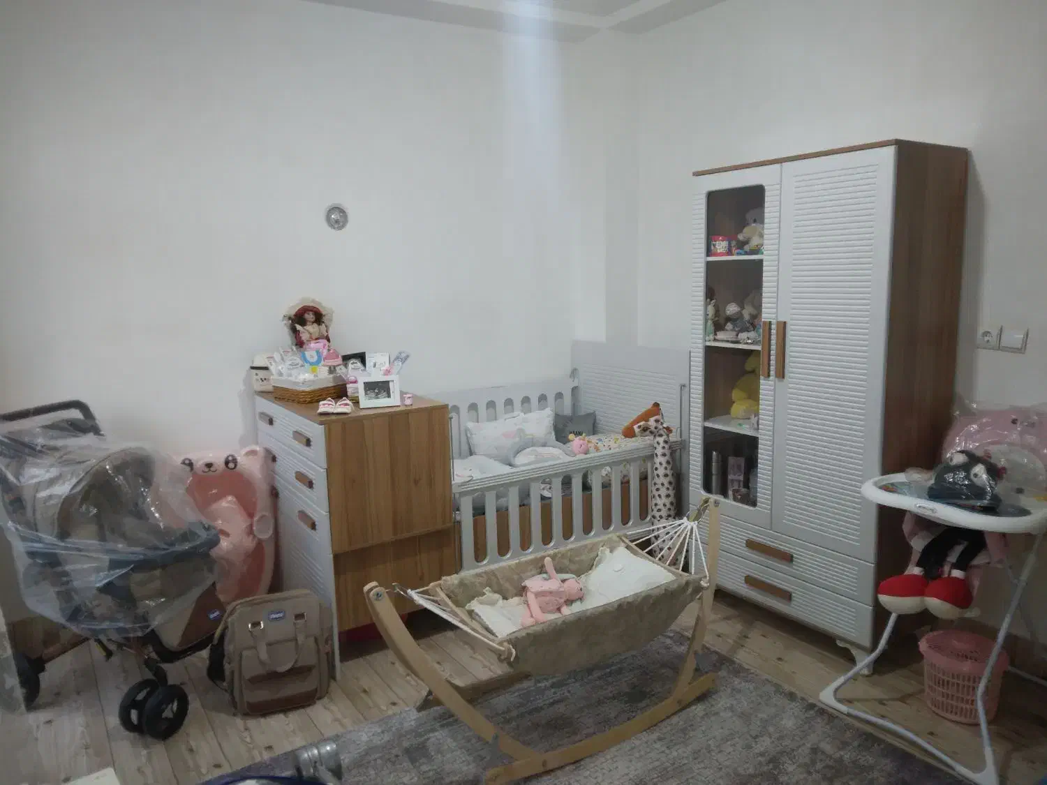 گهواره ننو|تخت و سرویس خواب|منجیل, |دیوار