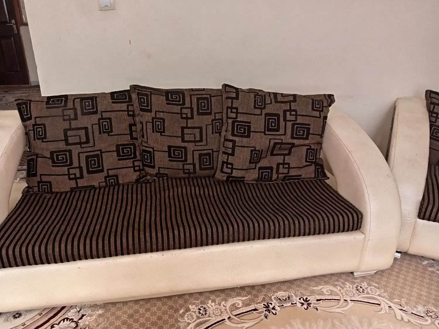 مبل راحتی|مبلمان خانگی و میز عسلی|سبزوار, جوادیه شرقی|دیوار