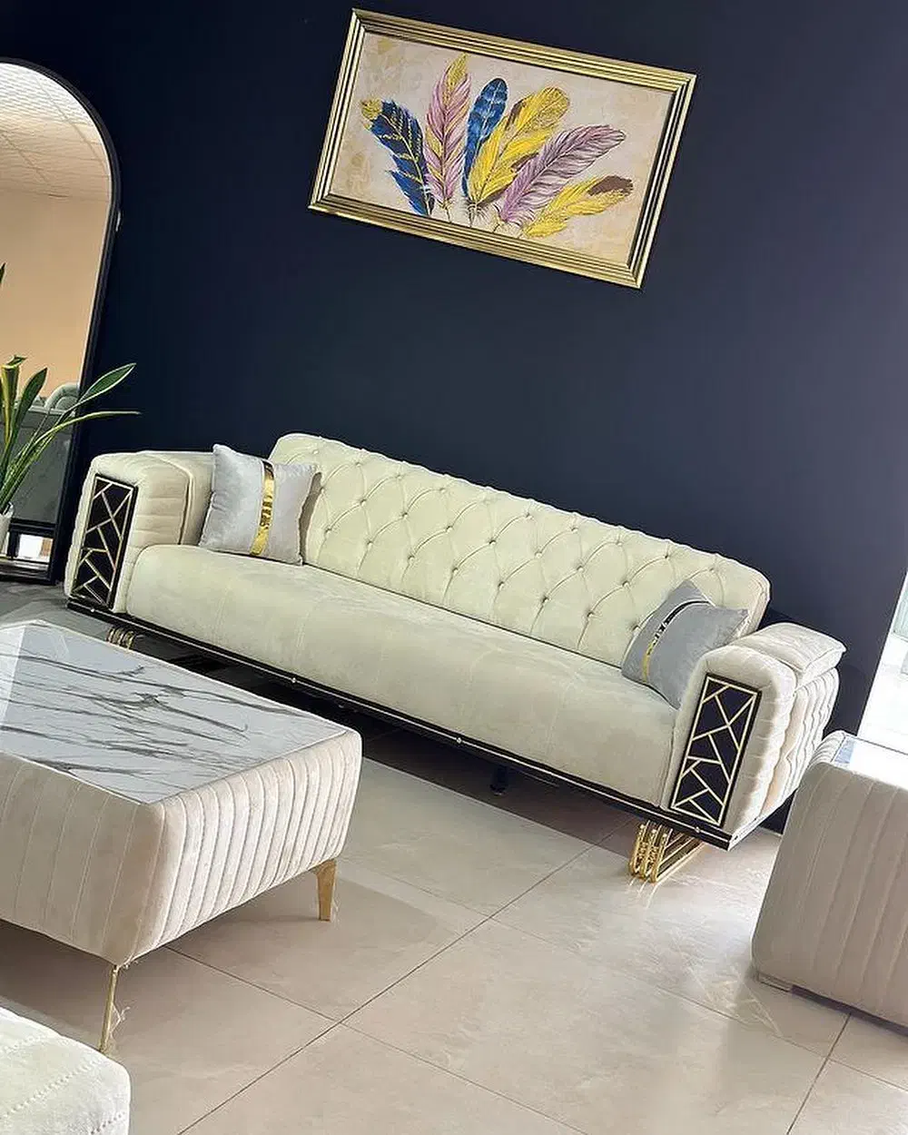 مبل دیاکو*تولیدی *انصاری|مبلمان خانگی و میز عسلی|یاسوج, |دیوار