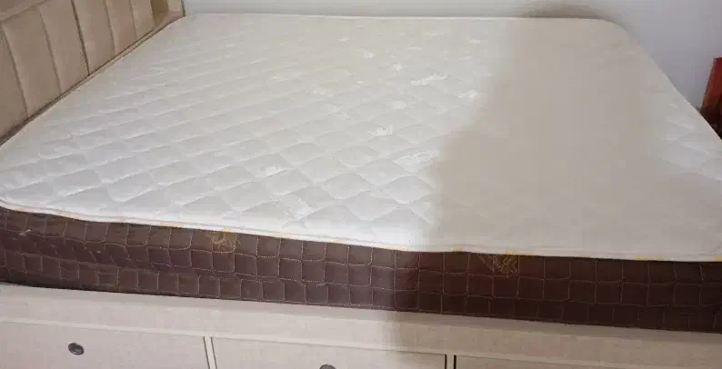 تشک|تشک تختخواب|گنبد کاووس, |دیوار