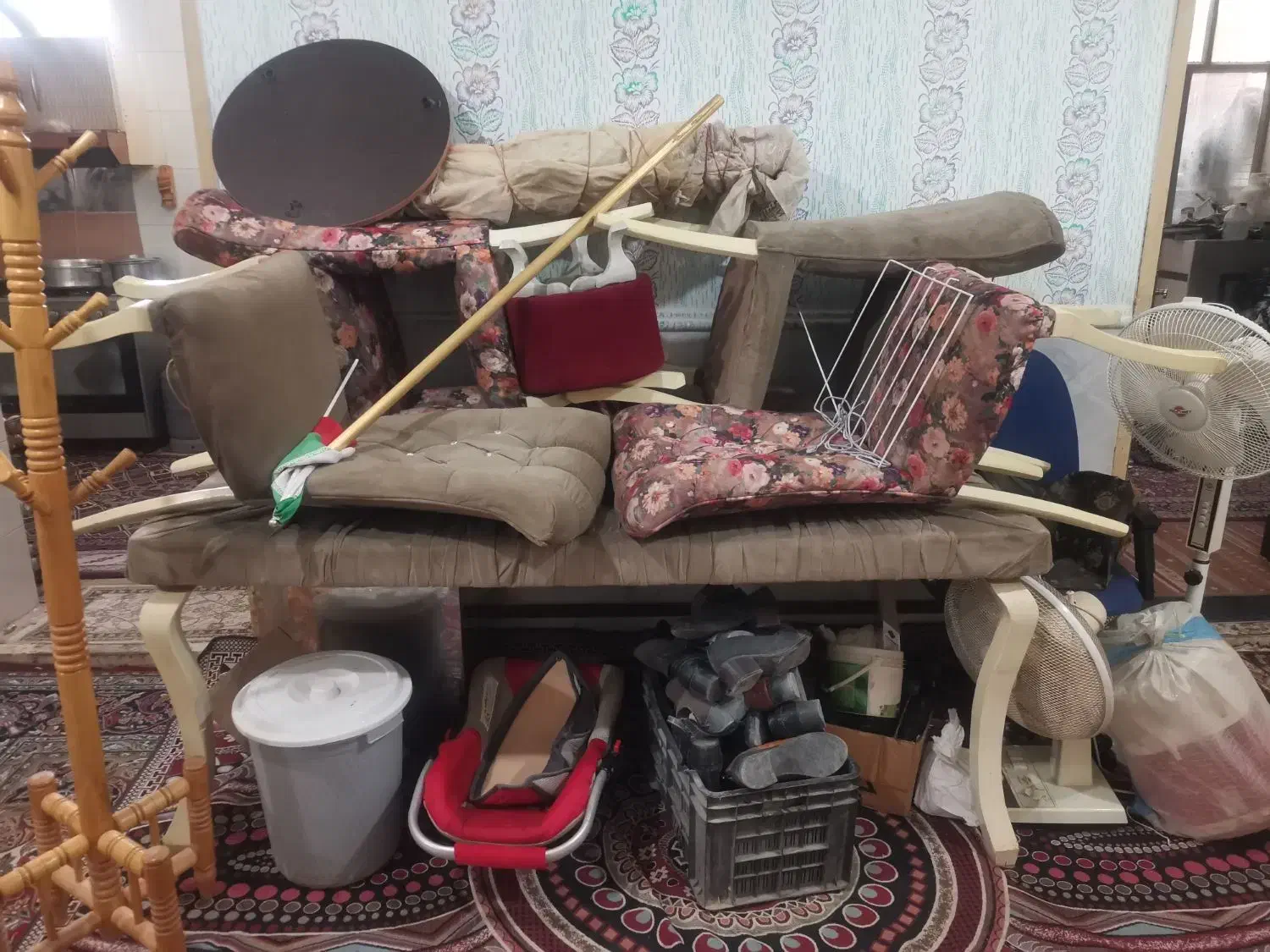 تعدادی لوازم خانه|اسباب و اثاث بچه|زابل, |دیوار