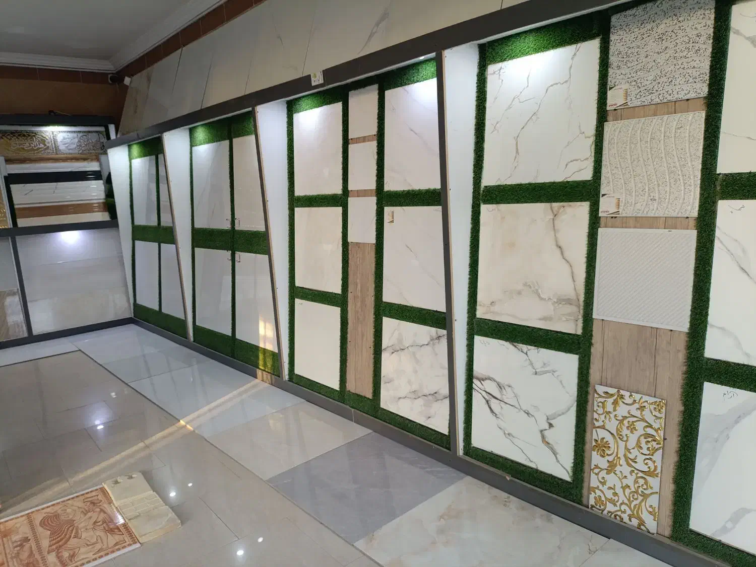 کاشی و سرامیک عرضه به صورت عمده و خرده|مصالح و تجهیزات ساختمان|نائین, |دیوار