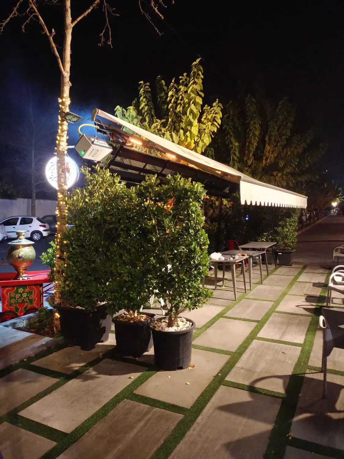 گرماتاب|ماشین‌آلات صنعتی|قم, باغ اشرافی|دیوار