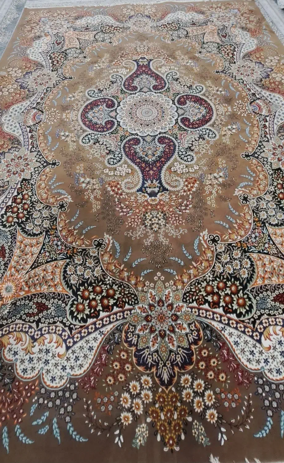 فرش ۱۲ متری رنگ گردویی|فرش|تهران, قصر فیروزه ۱|دیوار