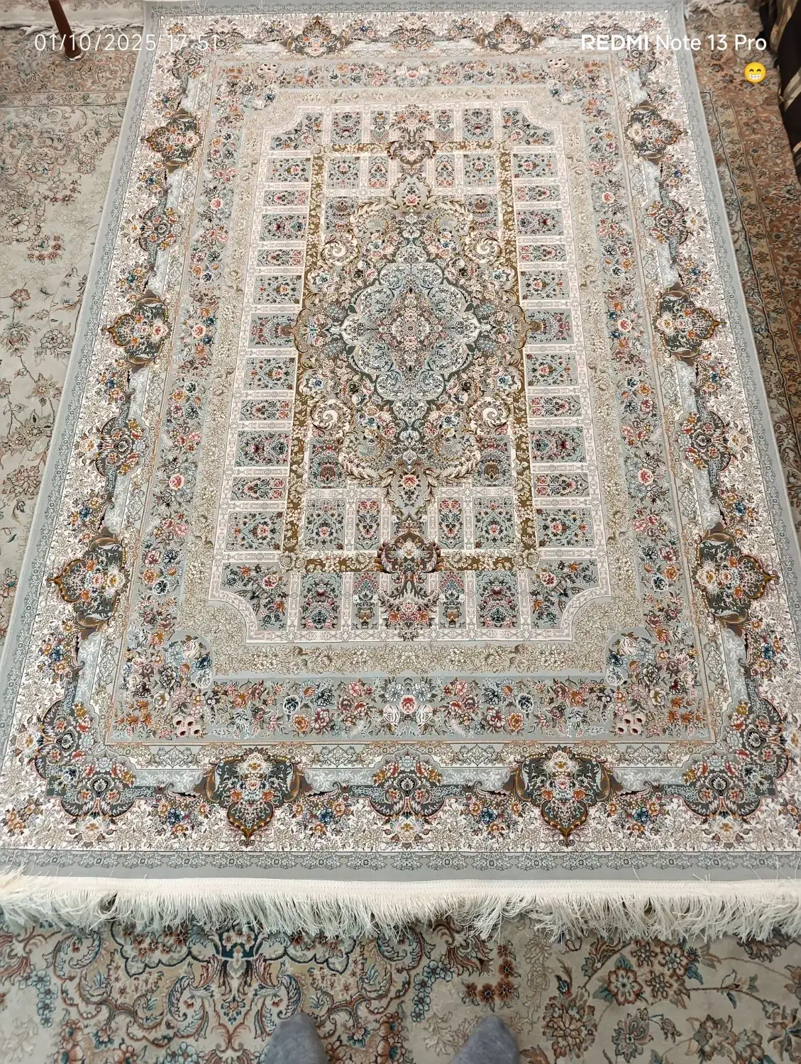 فرش آکبند|فرش|ری, اقدسیه|دیوار