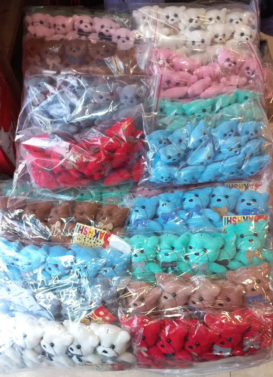 خرس بوگتی|اسباببازی بچه|آفتاب, |دیوار