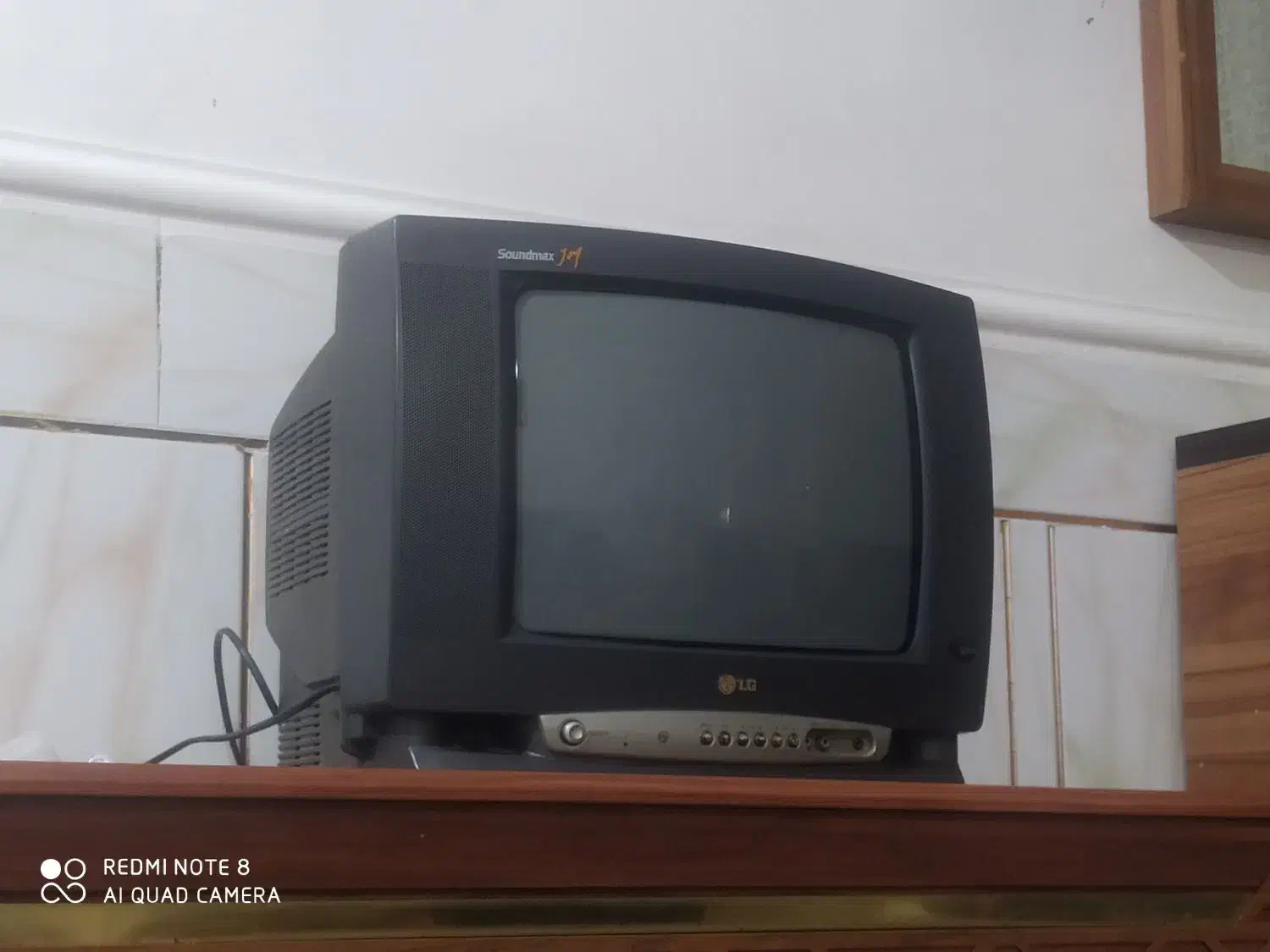 تلویزیون قدیمی|تلویزیون و پروژکتور|ایذه, |دیوار