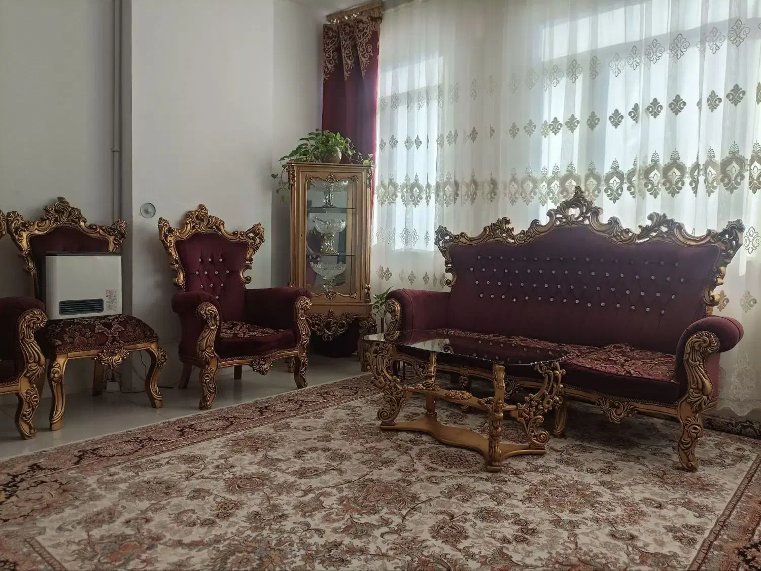 مبل سلطنتی 9نفره|مبلمان خانگی و میز عسلی|مشهد, تلگرد|دیوار