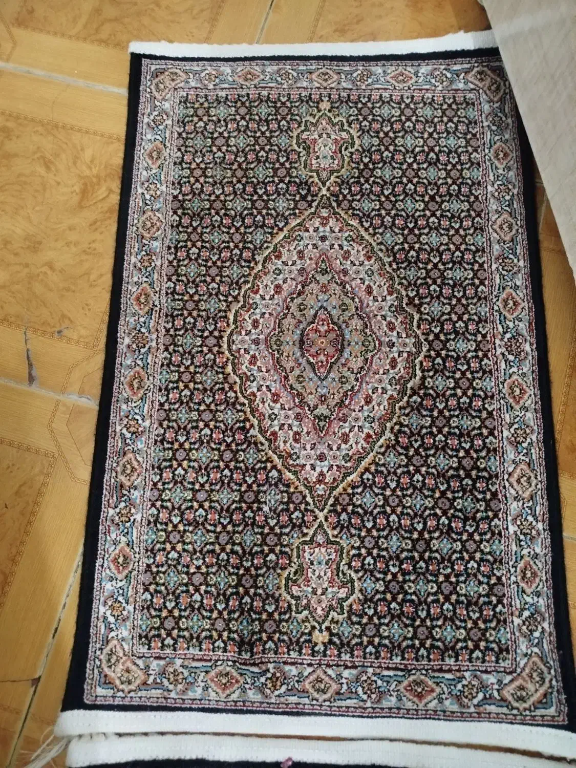 فرش پادری دو عدد|پادری|تبریز, |دیوار