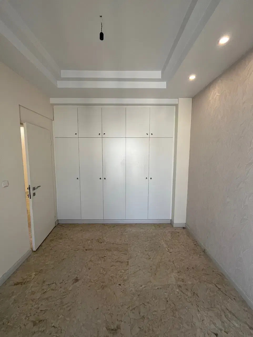 عدل شمالی / ۹۰ متر شخصی ساز / فول امکانات / فرنیش