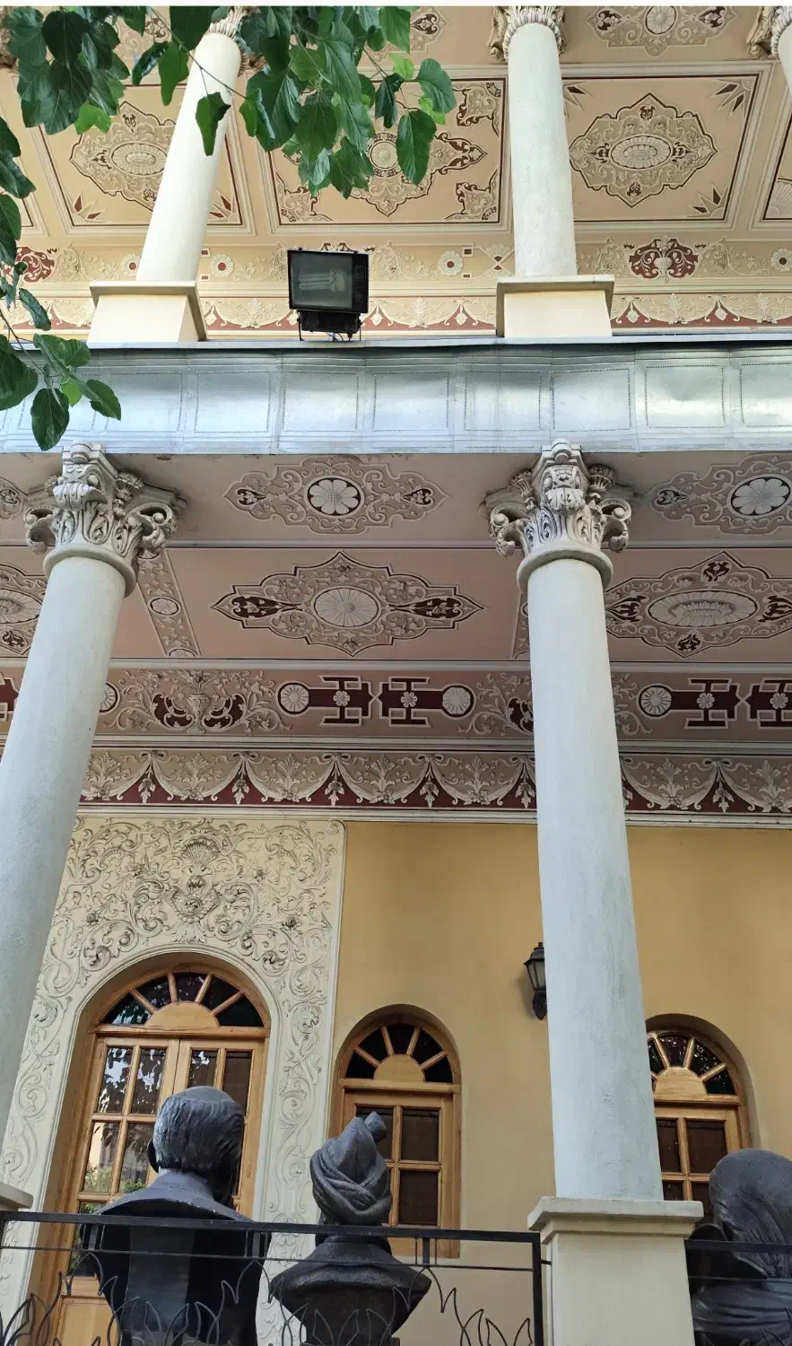 آپارتمان 60 متری در کوهستان یکم