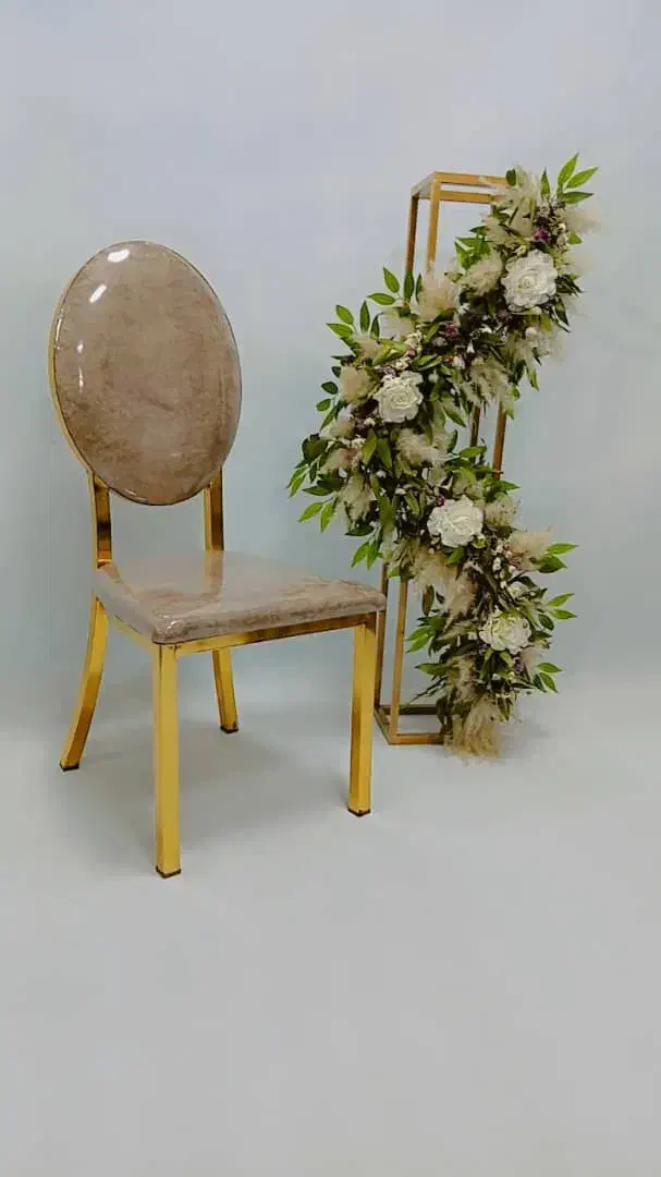 صندلی و میز تالاری با بهترین کیفیت اوا|عمده‌فروشی|رشت, آزادگان|دیوار