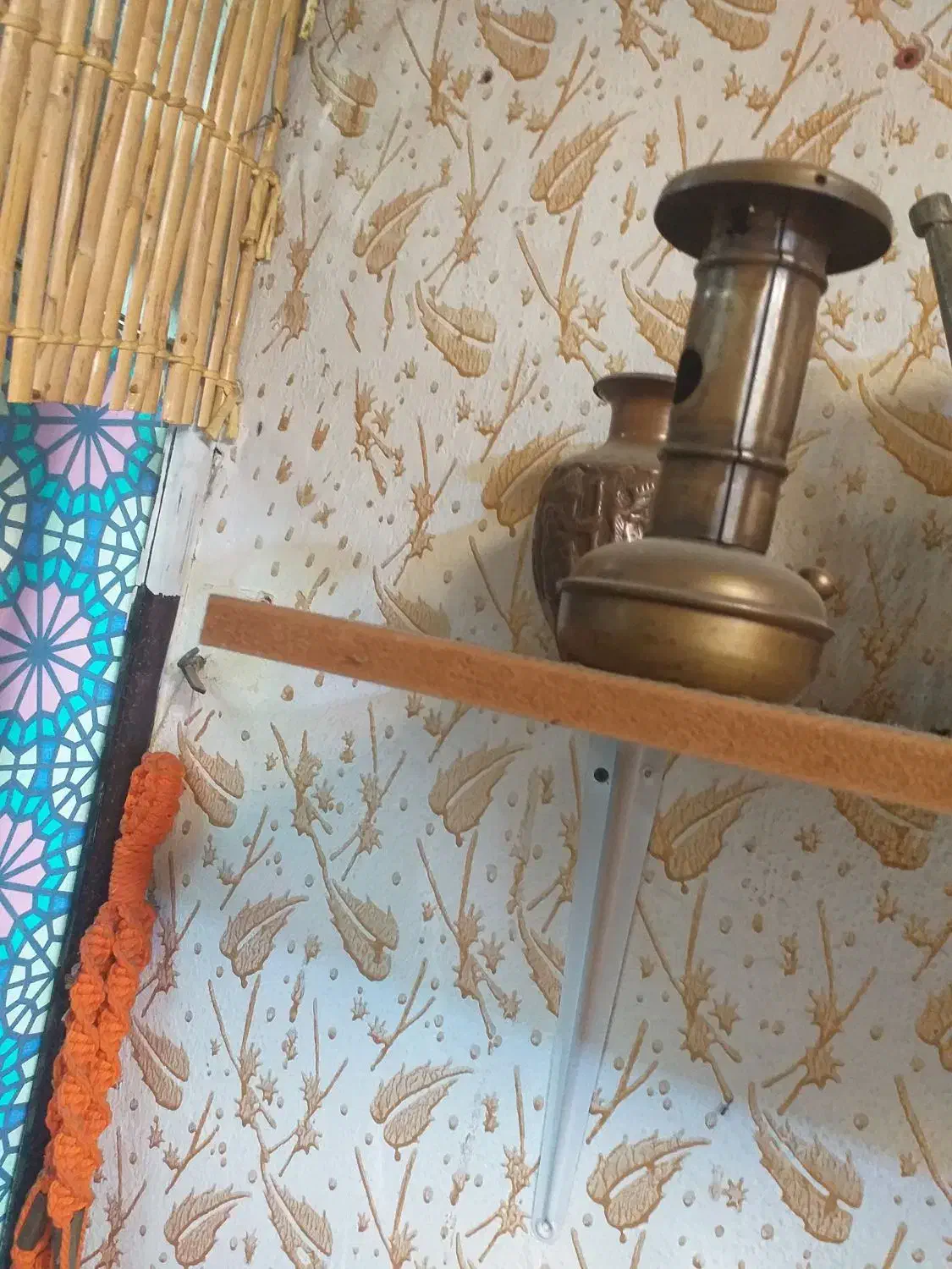 چراغ نقتی|کلکسیون اشیاء عتیقه|رشت, بلوار گیلان|دیوار