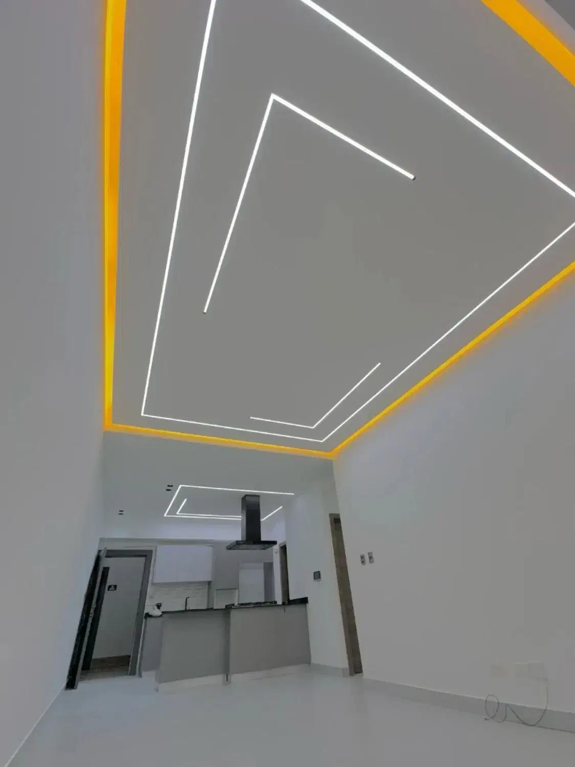 اجرای کناف تایل دامپا|خدمات پیشه و مهارت|شیراز, ریشمک|دیوار