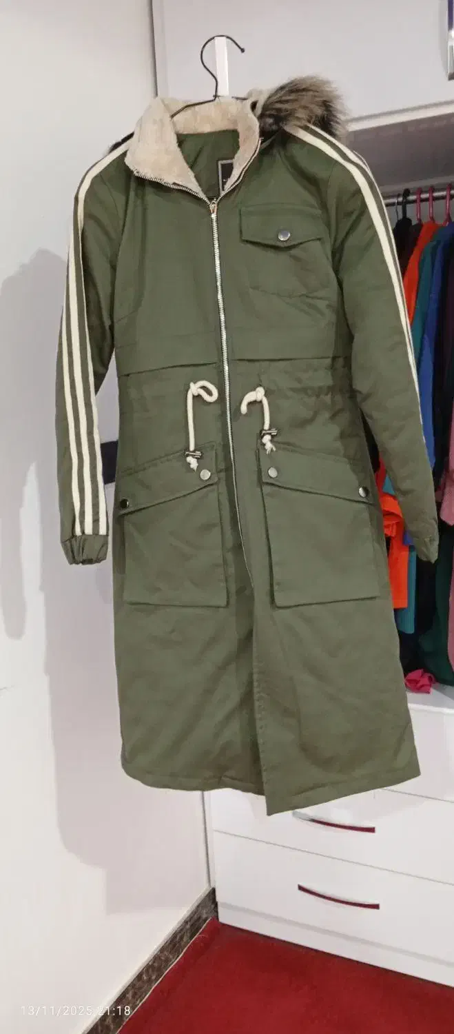 کاپشن|لباس|کازرون, |دیوار