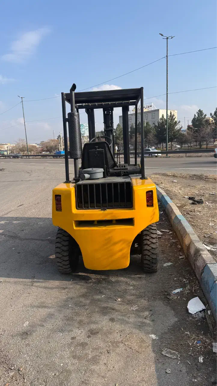 لیفتراک ۳/۵ تن سهند|خودرو سنگین|تبریز, |دیوار