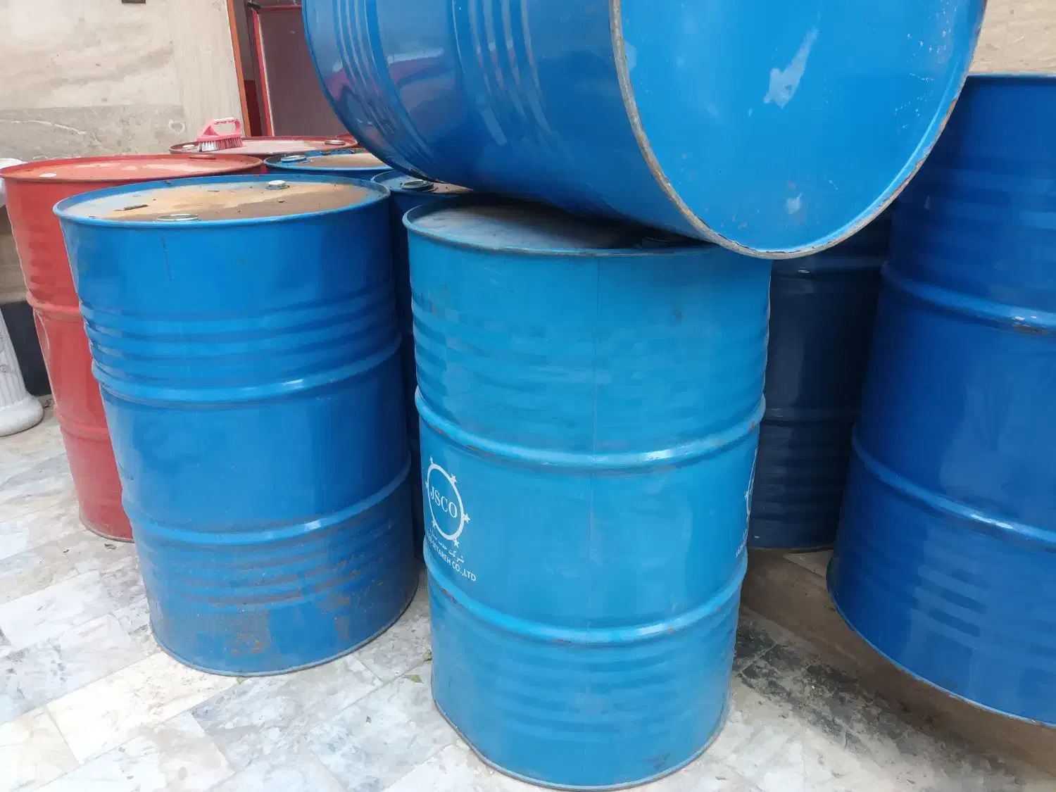 بشکه|ظروف نگهدارنده، پلاستیکی، یک‌بارمصرف|زابل, |دیوار