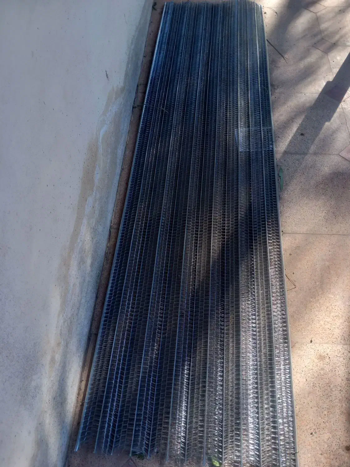 راویز بندی و جوش کاری|خدمات پیشه و مهارت|بم, |دیوار